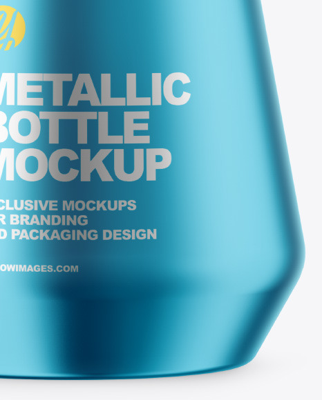 Metallic Bottle Mockup PSD #1