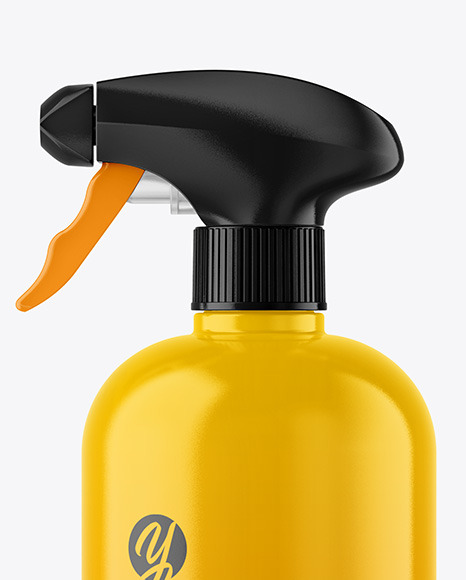 Glossy Spray Bottle Mockup PSD #1
