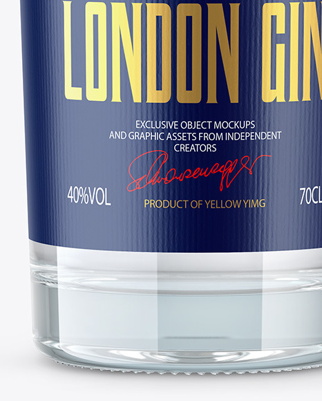 Dry Gin Bottle with Wooden Cap Mockup PSD #5