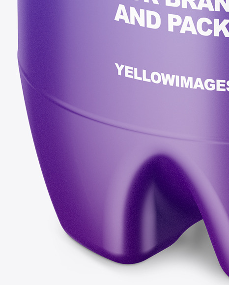 Matte PET Can Mockup PSD #1