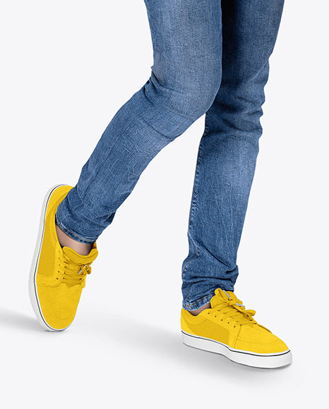 Man w  Bag in Tank Top Mockup PSD #1