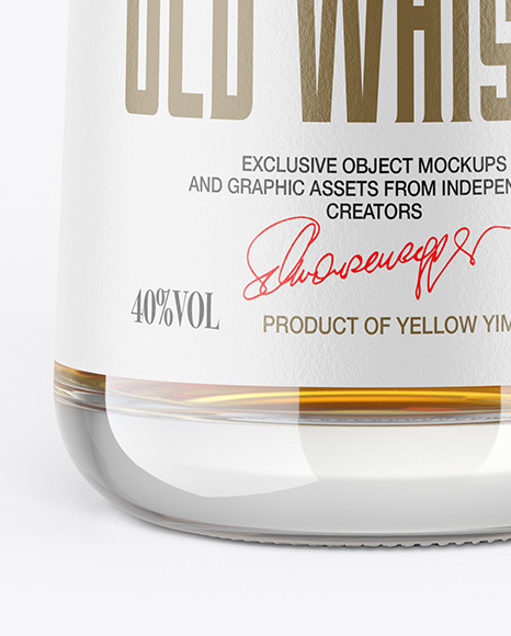 Whiskey Bottle with Wooden Cap Mockup PSD #5