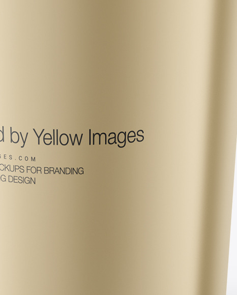 Metallic Bottle Mockup PSD #1