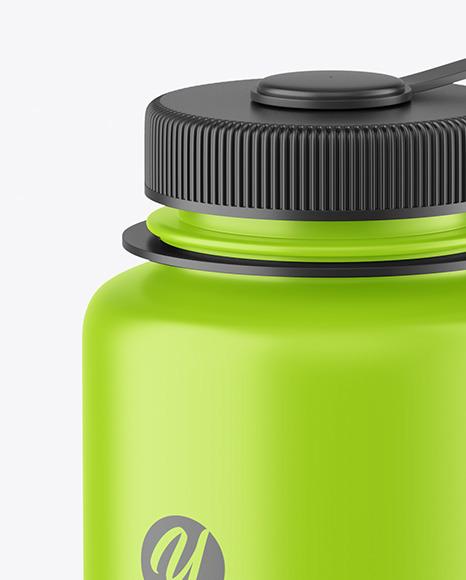 Matte Sport Bottle Mockup PSD #2