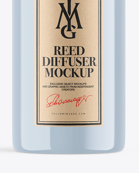 Glossy Diffuser Bottle Mockup PSD #6