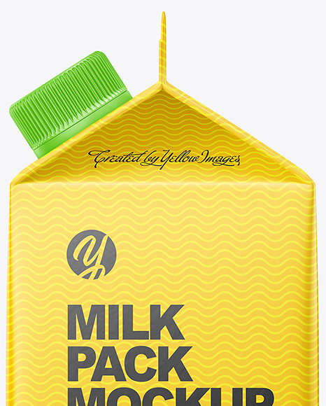 0.5l Milk Carton Packaging Box Mockup PSD #1