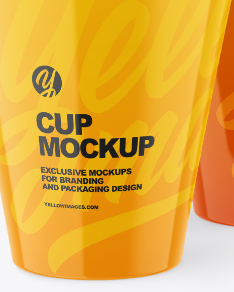 Two Glossy Cups Mockup PSD #6