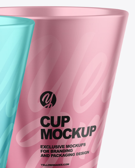 Two Metallic Cups Mockup PSD #1