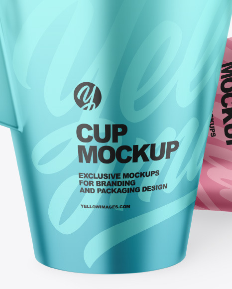 Two Metallic Cups Mockup PSD #6