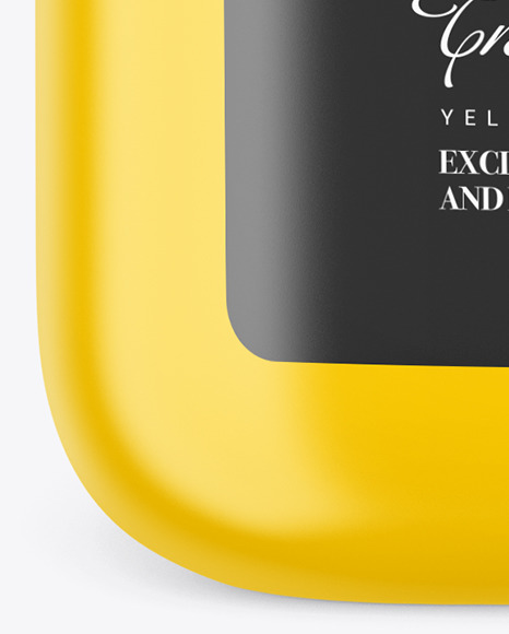 Plastic Bottle Mockup PSD #1