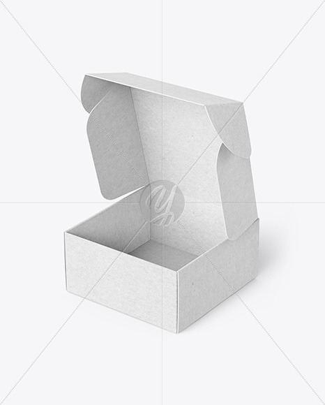 Opened Kraft Paper Mailing Box Mockup PSD #3
