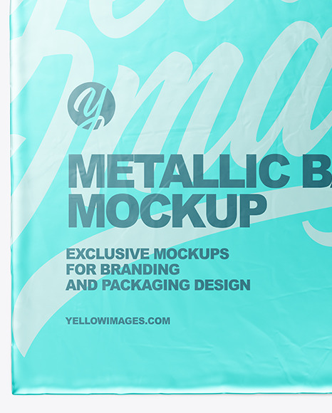 Metallic Carrier Bag Mockup PSD #7