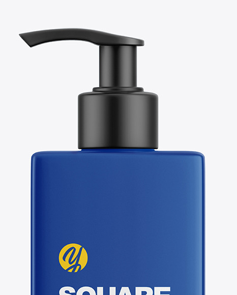 Plastic Bottle With Pump Mockup PSD #2