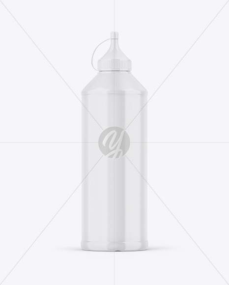 Glossy Bottle Mockup PSD #3