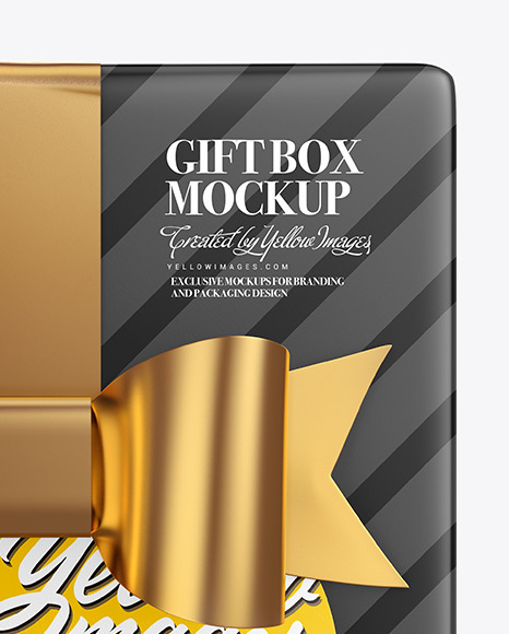 Gift Box w  Label Mockup PSD #2