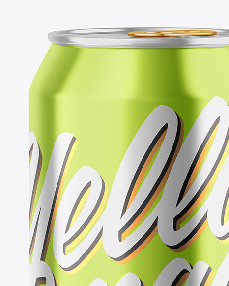 500ml Glossy Metallic Drink Can Mockup PSD #1