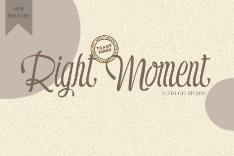 Right Moment Font