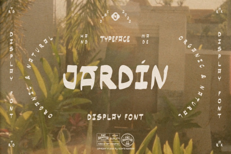 Jardin hand drawn display font