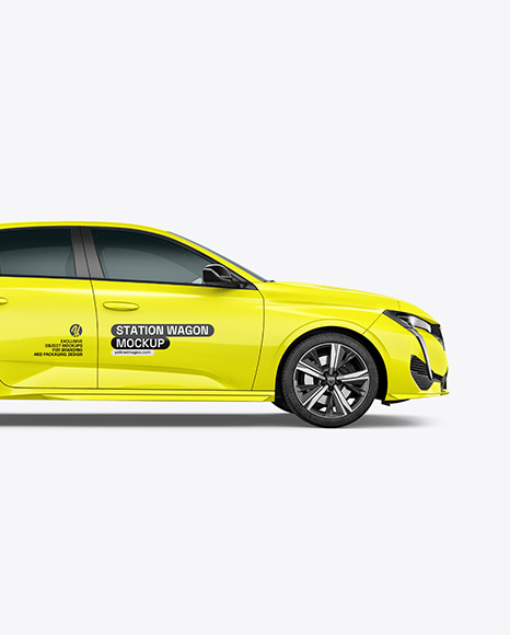 Station Wagon Mockup