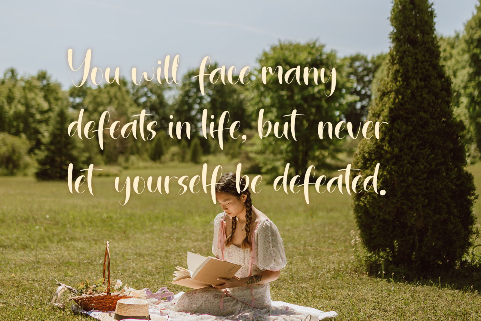 NCL MISTER GORGEOUS - Retro Script Handwritten Font