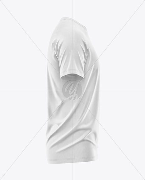 Men’s Raglan T-Shirt Mockup