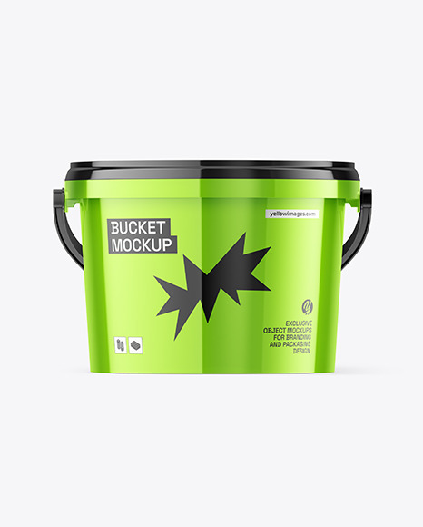 Plastic bucket