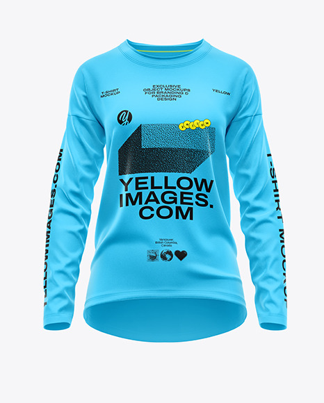 Women&#039;s Oversized Long Sleeve T-Shirt Mockup