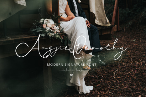Auggie Devothy Signature