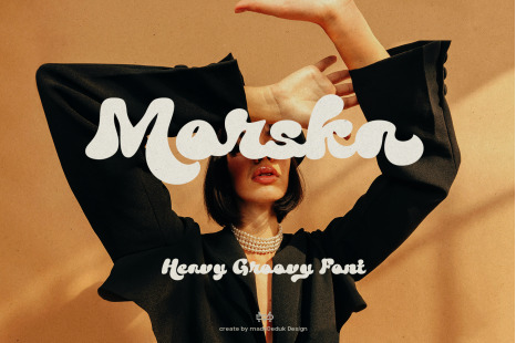 Morska groovy Font