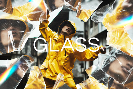 Broken Glass Fractures Photo Effect