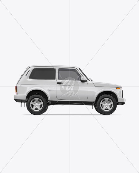 Off Road Suv Mockup Side View In Vehicle Mockups On Yellow