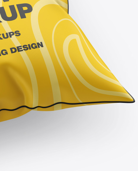 Matte Pillow Mockup PSD #7