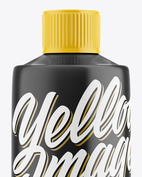 Plastic Bottle Mockup PSD #2