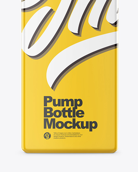 Plastic Bottle Mockup PSD #1