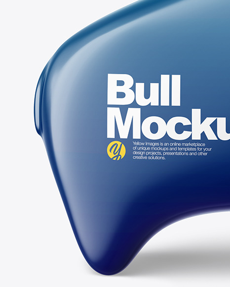 Bull Mockup PSD #6