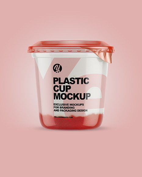 Plastic Cup with Yogurt and Strawberry Jam Mockup PSD #2